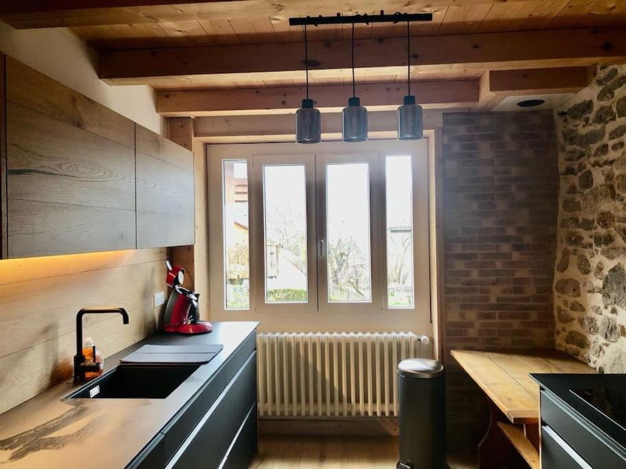 Belle Maison Traditionnelle - Les Chavonnes *