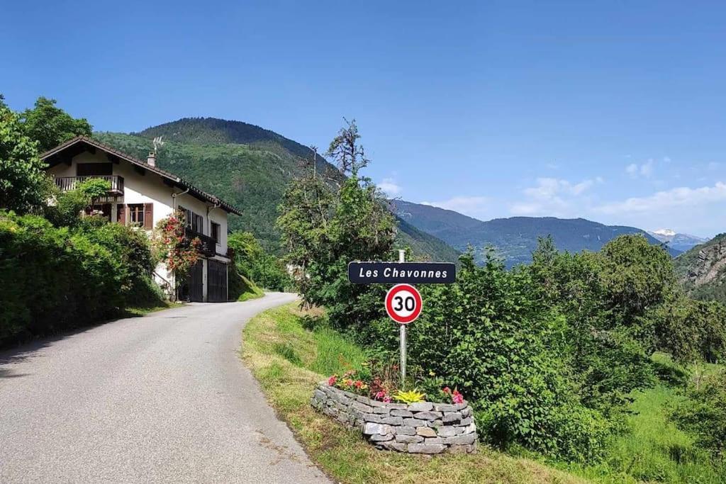 Hébergement de vacances Belle Maison Traditionnelle - Les Chavonnes